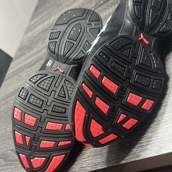 Puma sneakers - Picture 4 of 4